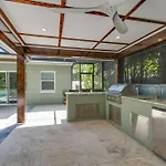 Luxury Home In The Heart Of South Tampa & Pool!