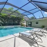 Luxury Home In The Heart Of South Tampa & Pool!