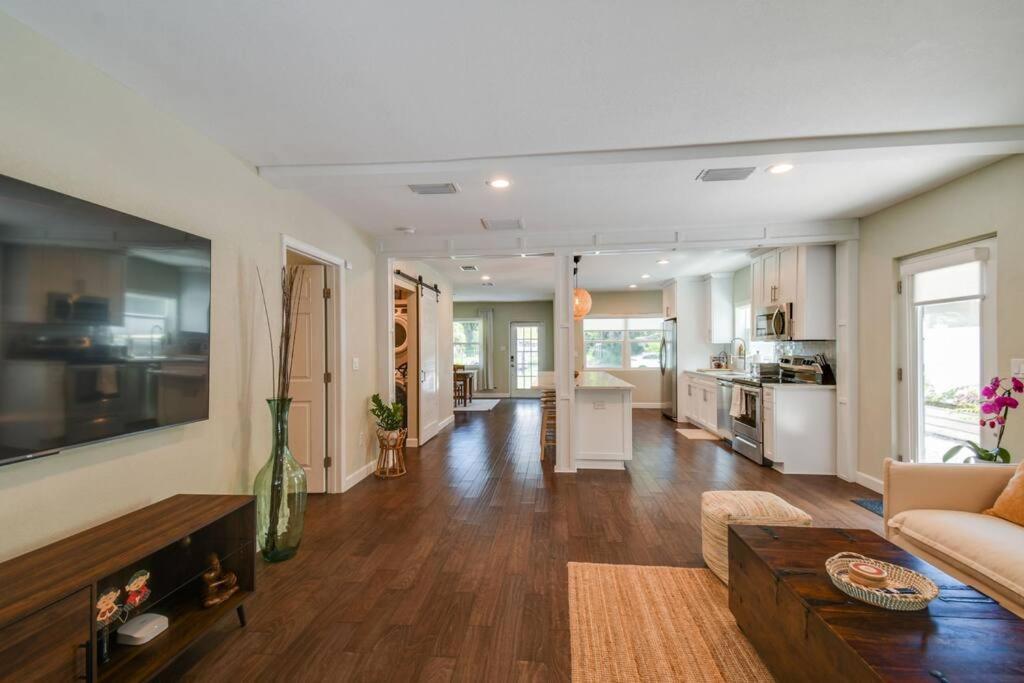 Luxury In The Heart Of South & Pool! * Tampa
