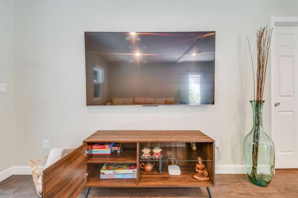 Holiday home Luxury In The Heart Of South & Pool! Tampa