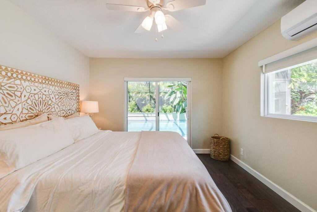 Holiday home Luxury In The Heart Of South & Pool! Tampa